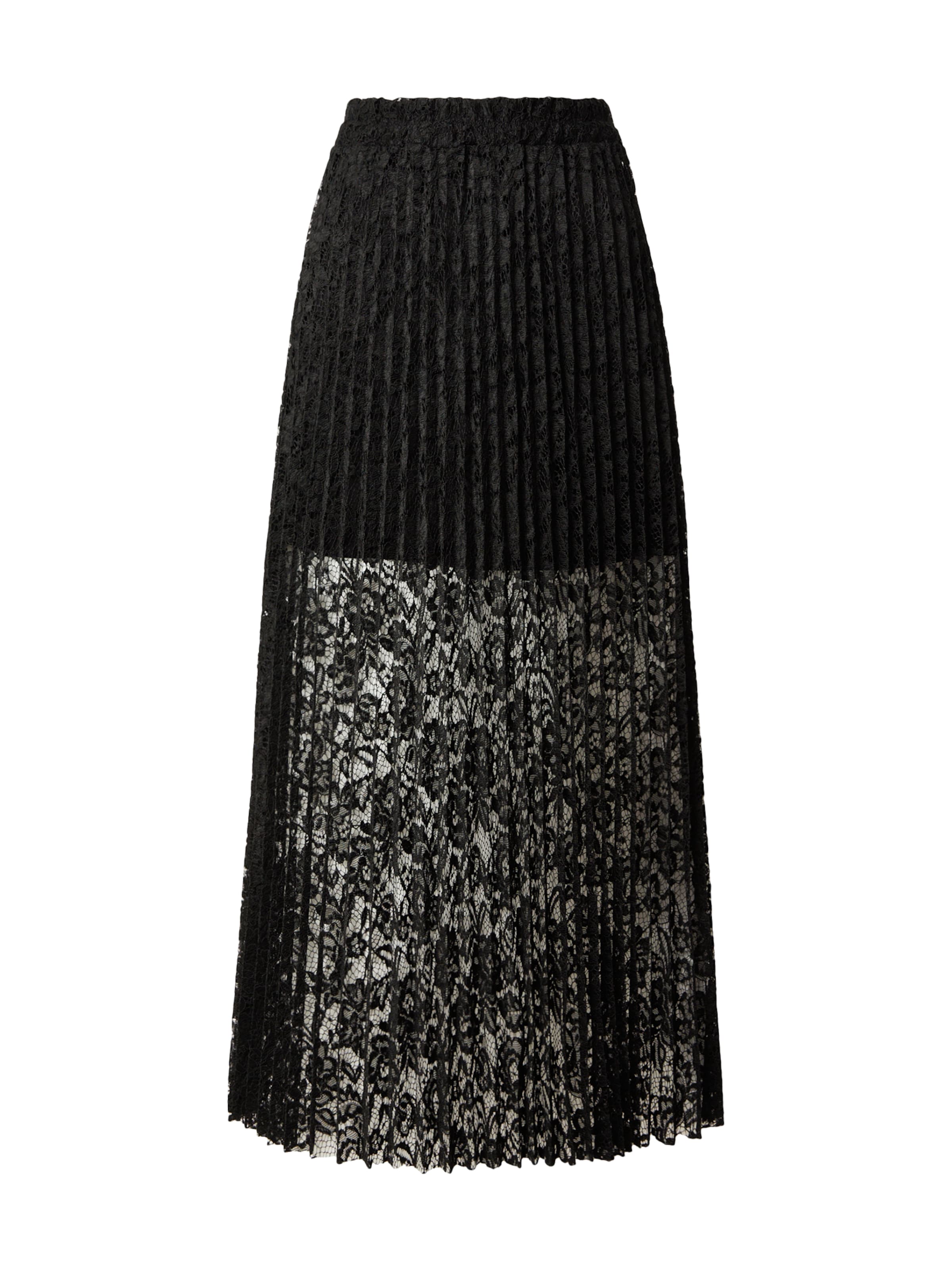 GUESS Юбка в черном цвете
GUESS Юбка в черном цвете