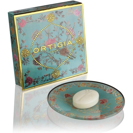 Стеклянная тарелка и мыло Florio для гостей Ortigia
Стеклянная тарелка и мыло Florio для гостей Ortigia