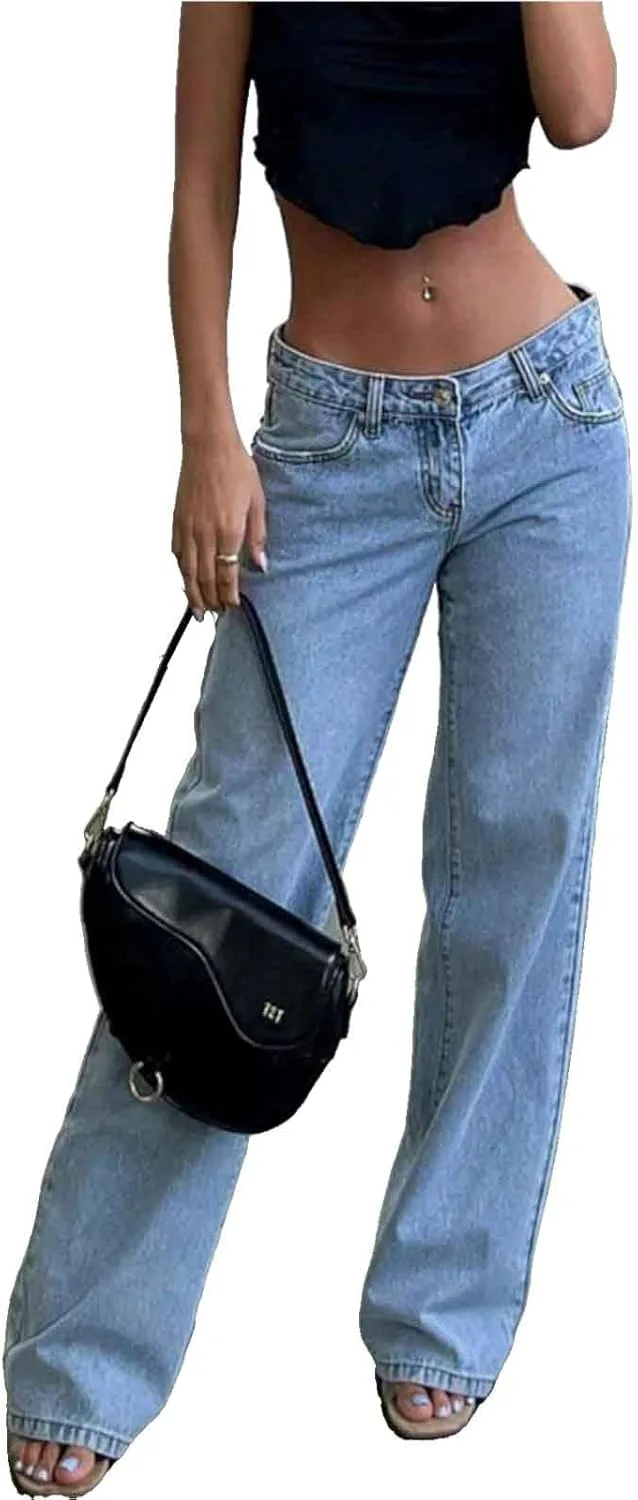 Женские джинсы с низкой посадкой и широкими штанинами в светлом голубом оттенке
Женские джинсы с низкой посадкой и широкими штанинами в светлом голубом оттенке