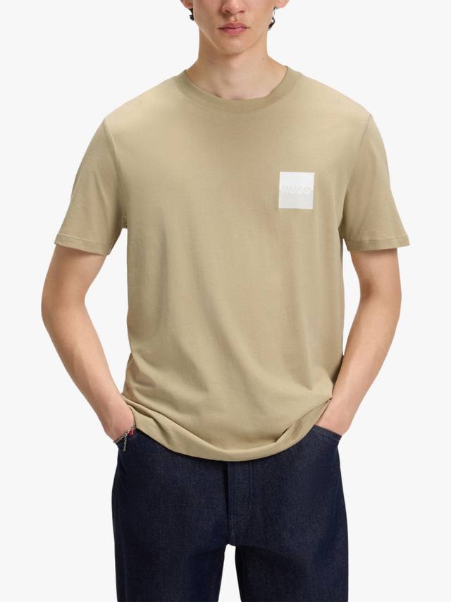 Футболка HUGO с коротким рукавом Cotton Regular Fit и разрезным логотипом HUGO BOSS, Beige/Multi
Футболка HUGO с коротким рукавом Cotton Regular Fit и разрезным логотипом HUGO BOSS, Beige/Multi