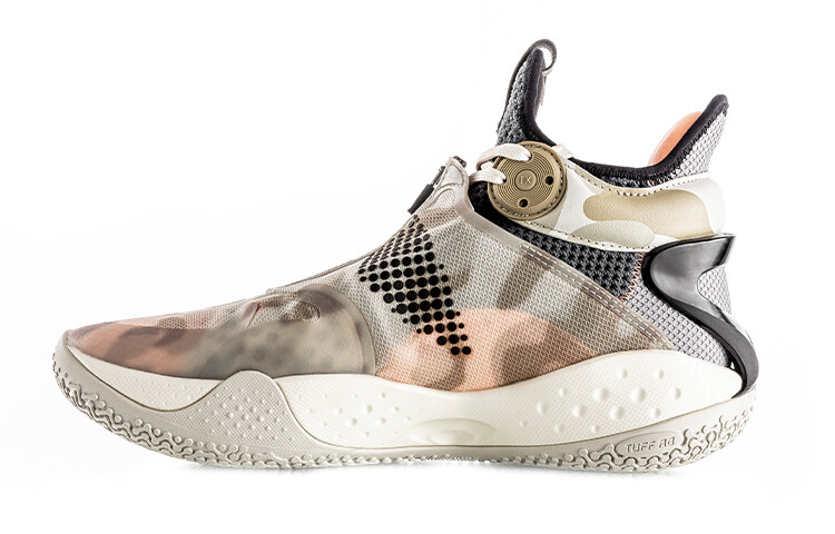 Баскетбольные кроссовки SONIC 9 Boom для мужчин, средний верх, загар Lining
Баскетбольные кроссовки SONIC 9 Boom для мужчин, средний верх, загар Lining