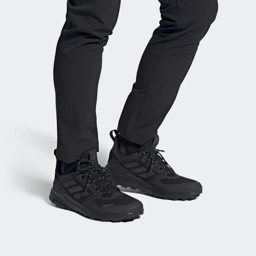Женские походные и альпинистские ботинки Adidas, черный/серый
Женские походные и альпинистские ботинки Adidas, черный/серый