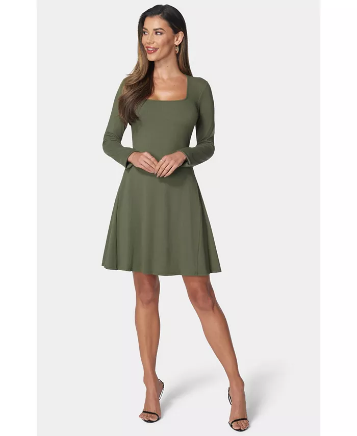 Женское платье-годе с длинными рукавами в рубчик Bebe, зеленый
Женское платье-годе с длинными рукавами в рубчик Bebe, зеленый