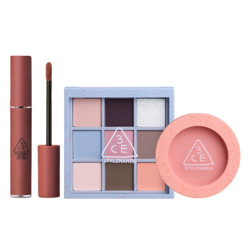 Весенняя лимитированная коллекция наборов макияжа: тени для век, румяна + жидкая помада, легко растушевываются, выравнивают тон кожи 8g+5.5g+4g 3CE
Весенняя лимитированная коллекция наборов макияжа: тени для век, румяна + жидкая помада, легко растушевываются, выравнивают тон кожи 8g+5.5g+4g 3CE