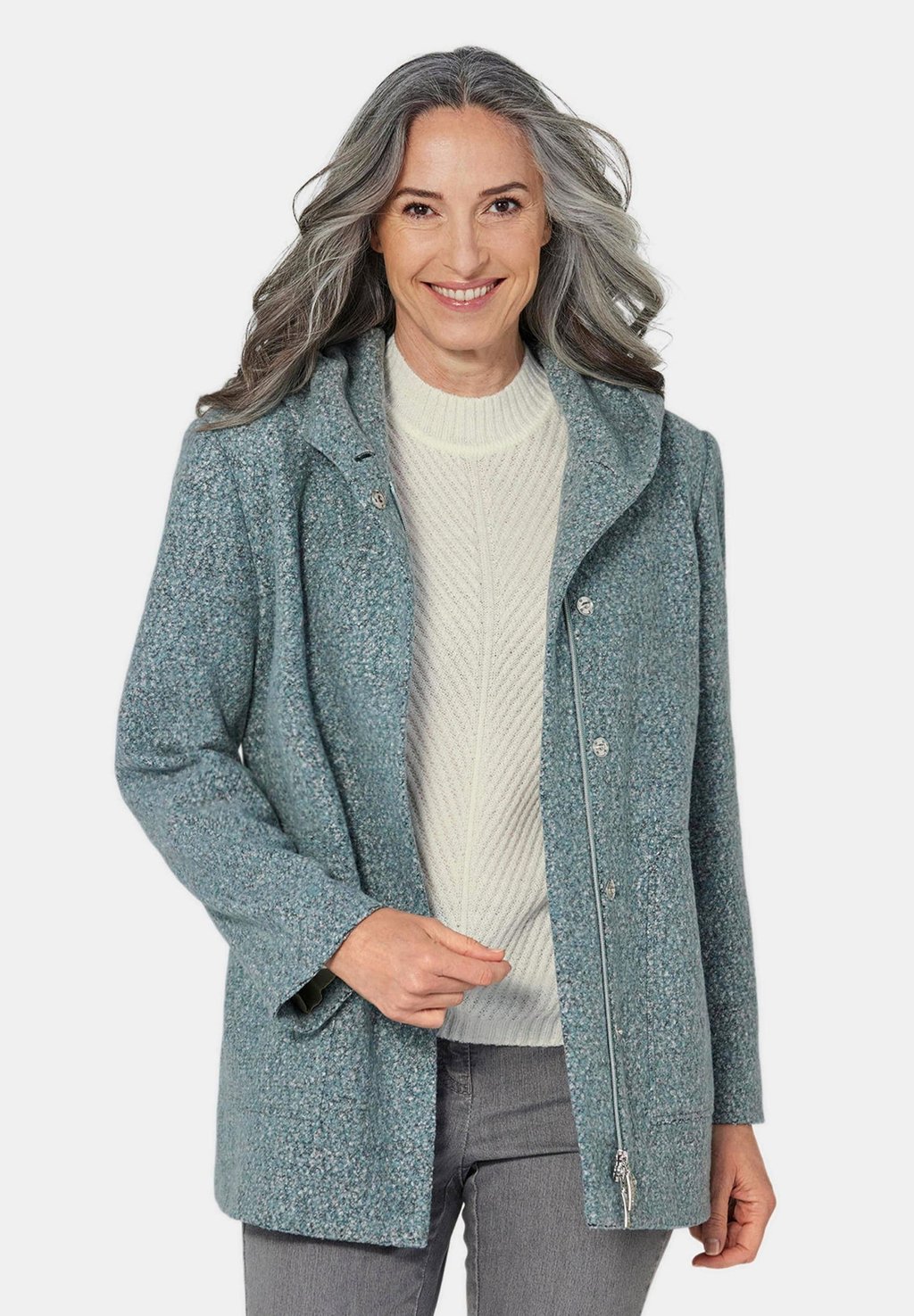 Короткое пальто MIT FEINEN DETAILS GOLDNER, зеленый
Короткое пальто MIT FEINEN DETAILS GOLDNER, зеленый