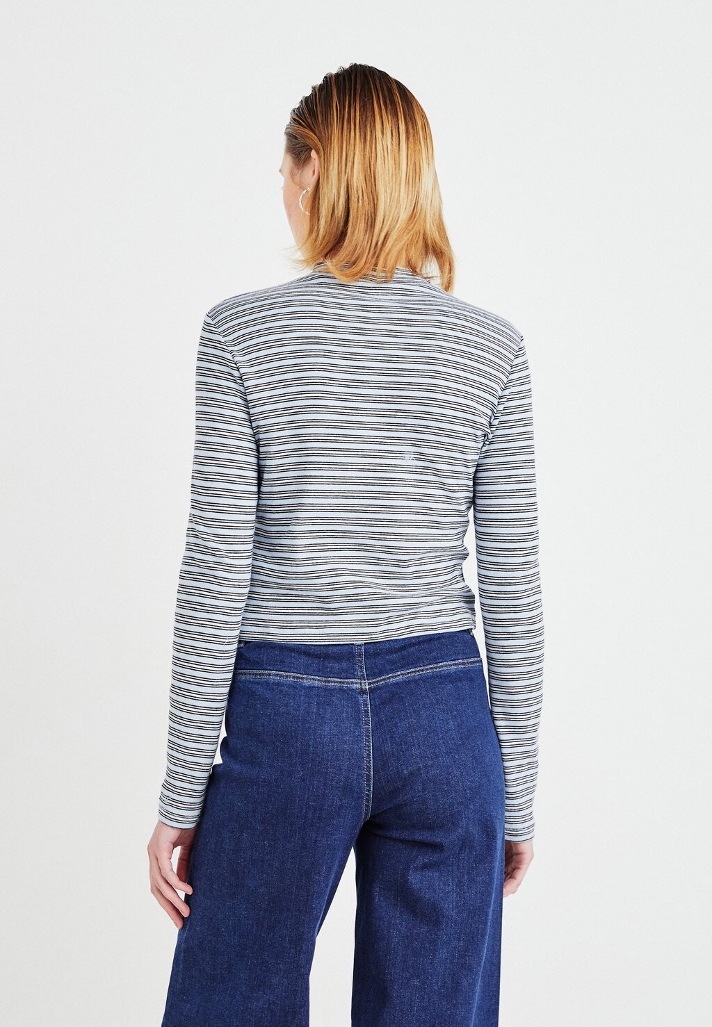 Топ с длинными рукавами EEFFORTLESS TEE Levi's®, светло-голубой
Топ с длинными рукавами EEFFORTLESS TEE Levi's®, светло-голубой