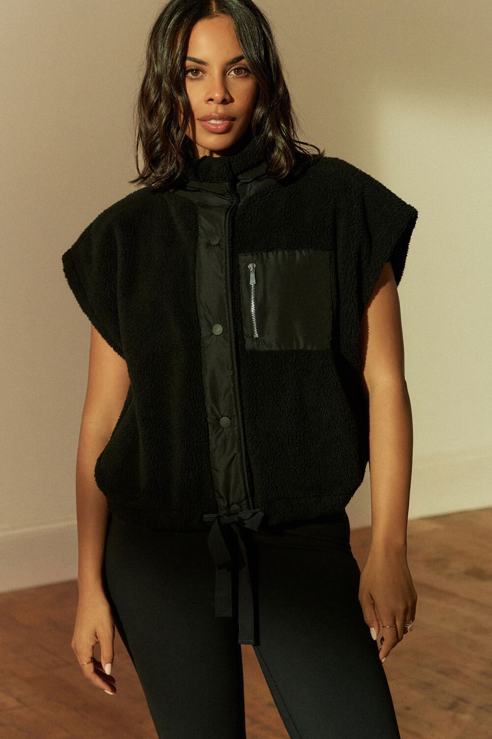 Жилет из ткани Борг Next, черный
Жилет из ткани Борг Next, черный