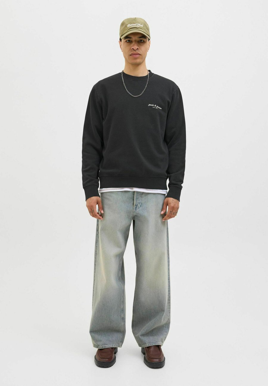 Толстовка Jack & Jones LOGO, Black
Толстовка Jack & Jones LOGO, Black