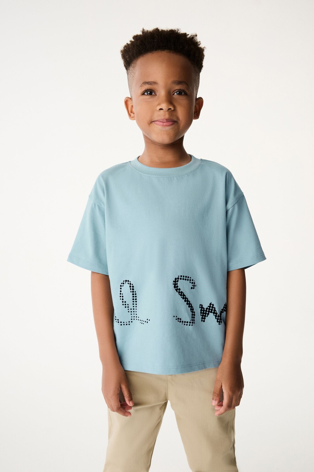 Футболка большого размера с короткими рукавами и культовым принтом для мальчиков из 100% хлопка Paul Smith Junior, синий
Футболка большого размера с короткими рукавами и культовым принтом для мальчиков из 100% хлопка Paul Smith Junior, синий