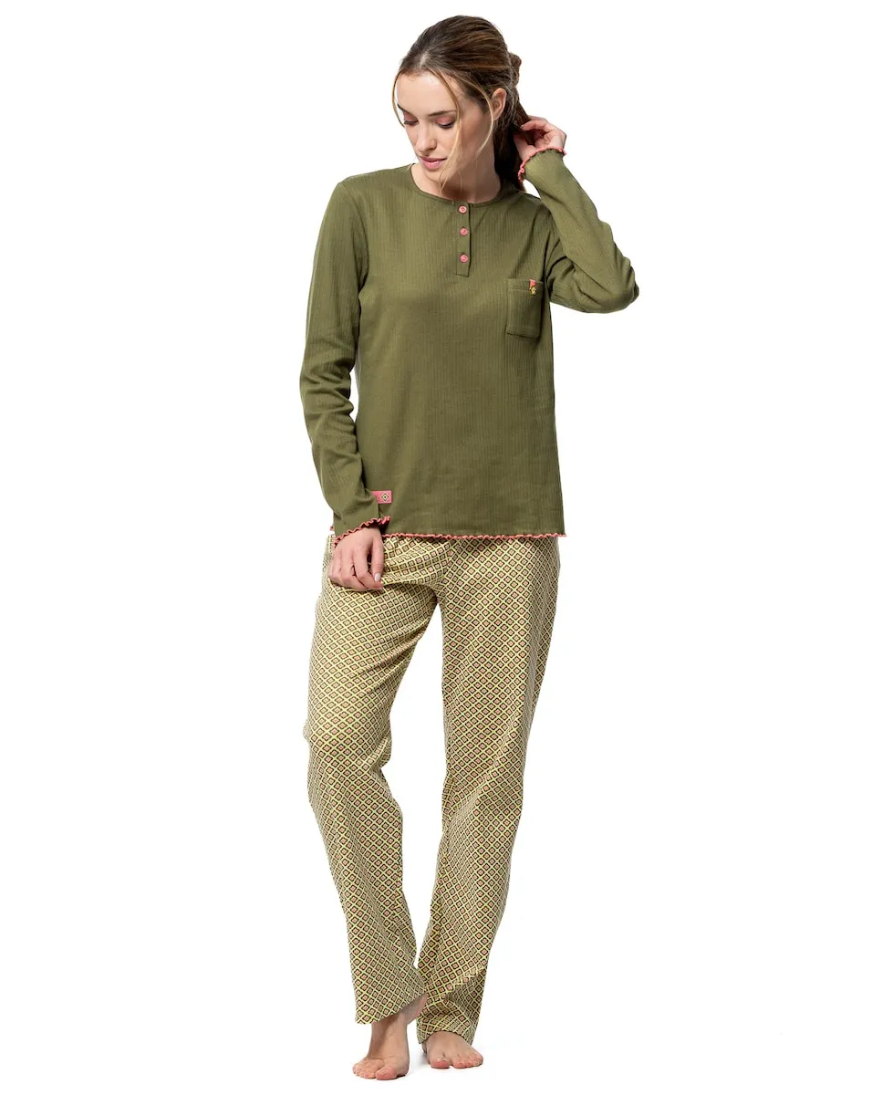 Женская пижама из комбинированного трикотажа канале Señoretta, зеленый
Женская пижама из комбинированного трикотажа канале Señoretta, зеленый