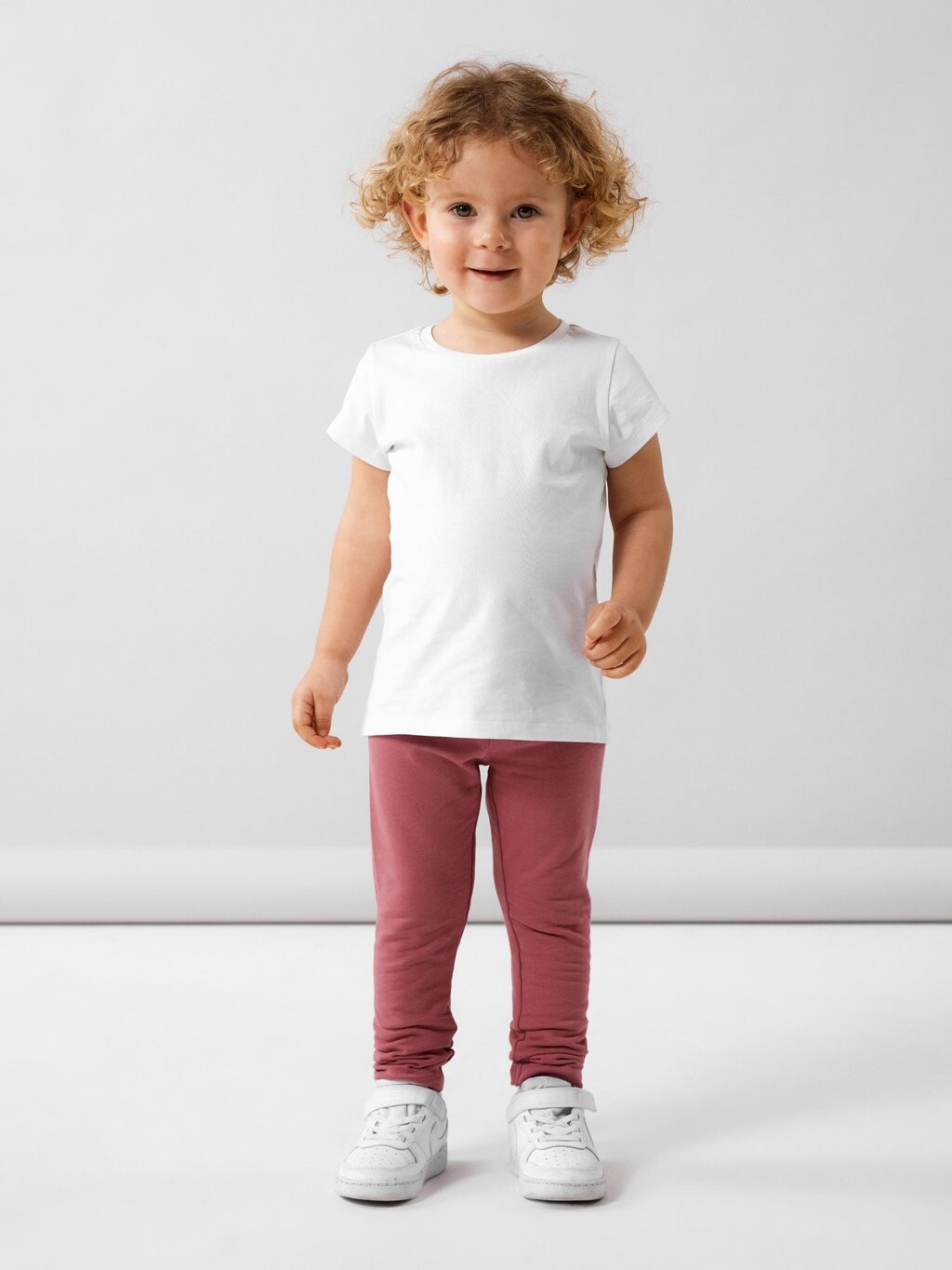 Леггинсы Nkfdavina Thermo Name it, цвет mauvewood
Леггинсы Nkfdavina Thermo Name it, цвет mauvewood