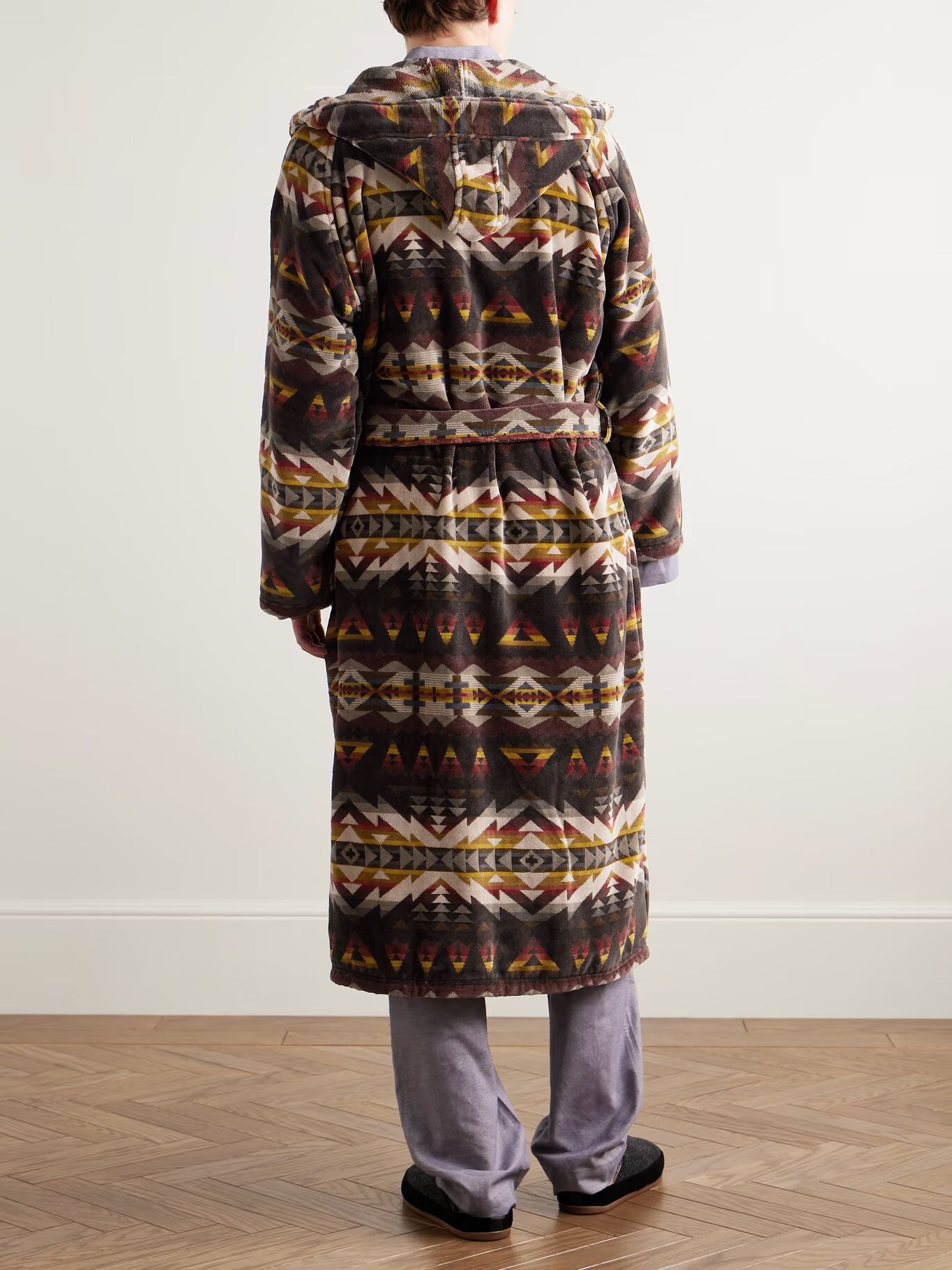 Халат из хлопково-велюрового жаккарда PENDLETON, коричневый
Халат из хлопково-велюрового жаккарда PENDLETON, коричневый