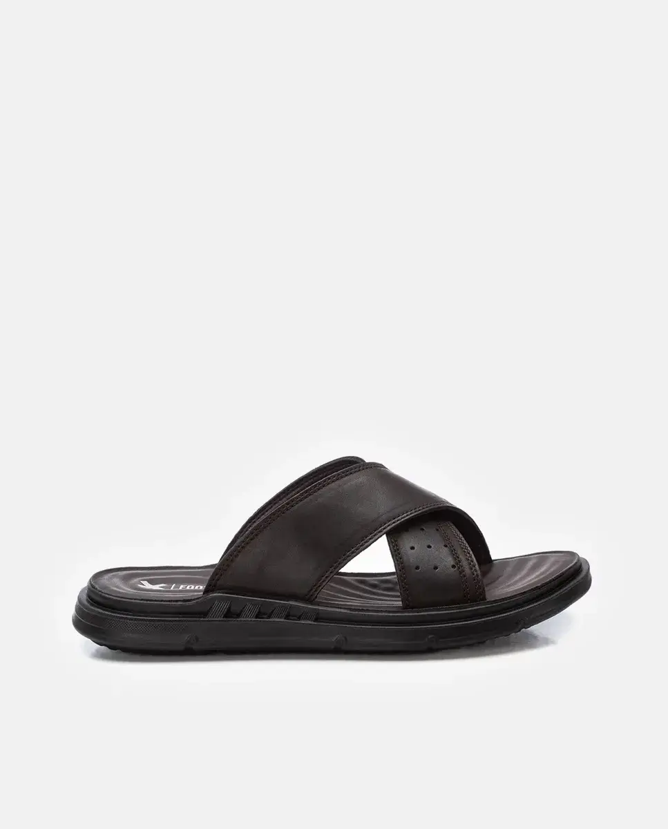 Мужские кожаные шлепанцы с перекрещивающимися ремешками Xti, коричневый
Мужские кожаные шлепанцы с перекрещивающимися ремешками Xti, коричневый