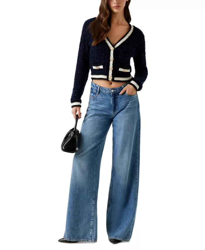 Женский свитер с V-образным вырезом и ленточными деталями Aomori Guess, синий
Женский свитер с V-образным вырезом и ленточными деталями Aomori Guess, синий