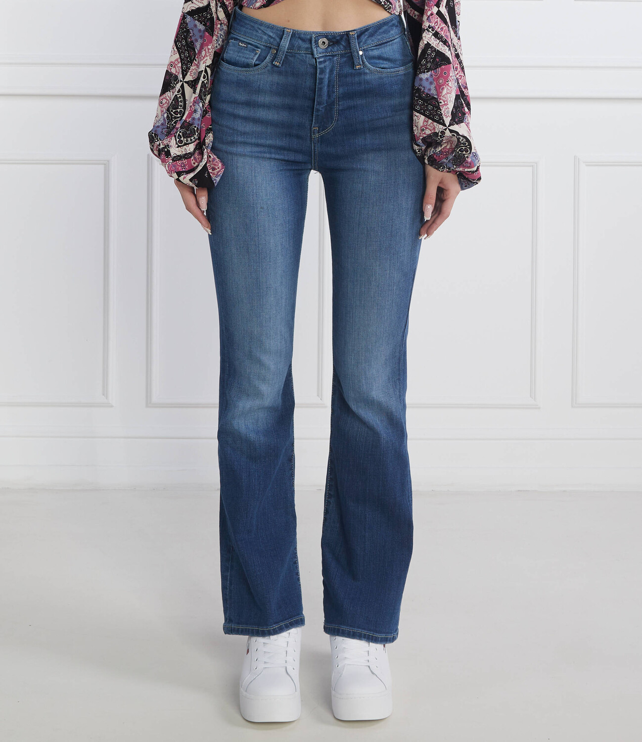 Джинсы Pepe Jeans London DION FLARE flare fit high waist, темно-синий
Джинсы Pepe Jeans London DION FLARE flare fit high waist, темно-синий