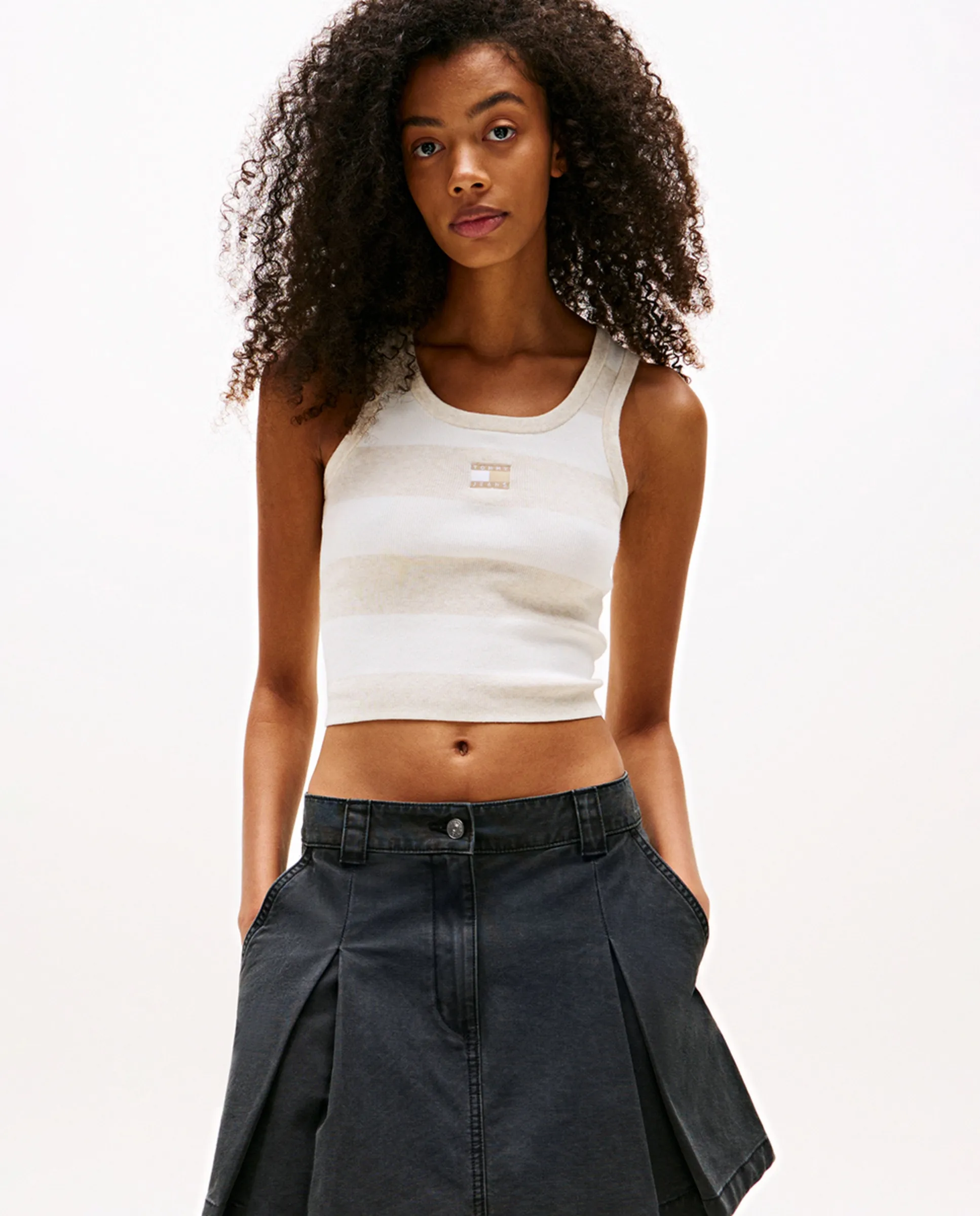 Женский топ без рукавов Tommy Jeans, коричневый
Женский топ без рукавов Tommy Jeans, коричневый