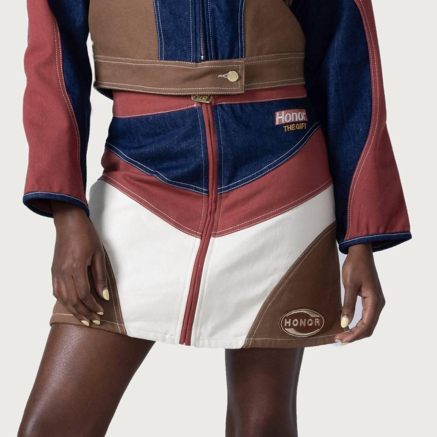 Юбка для мотоцикла в красном цвете HONOR THE GIFT
Юбка для мотоцикла в красном цвете HONOR THE GIFT