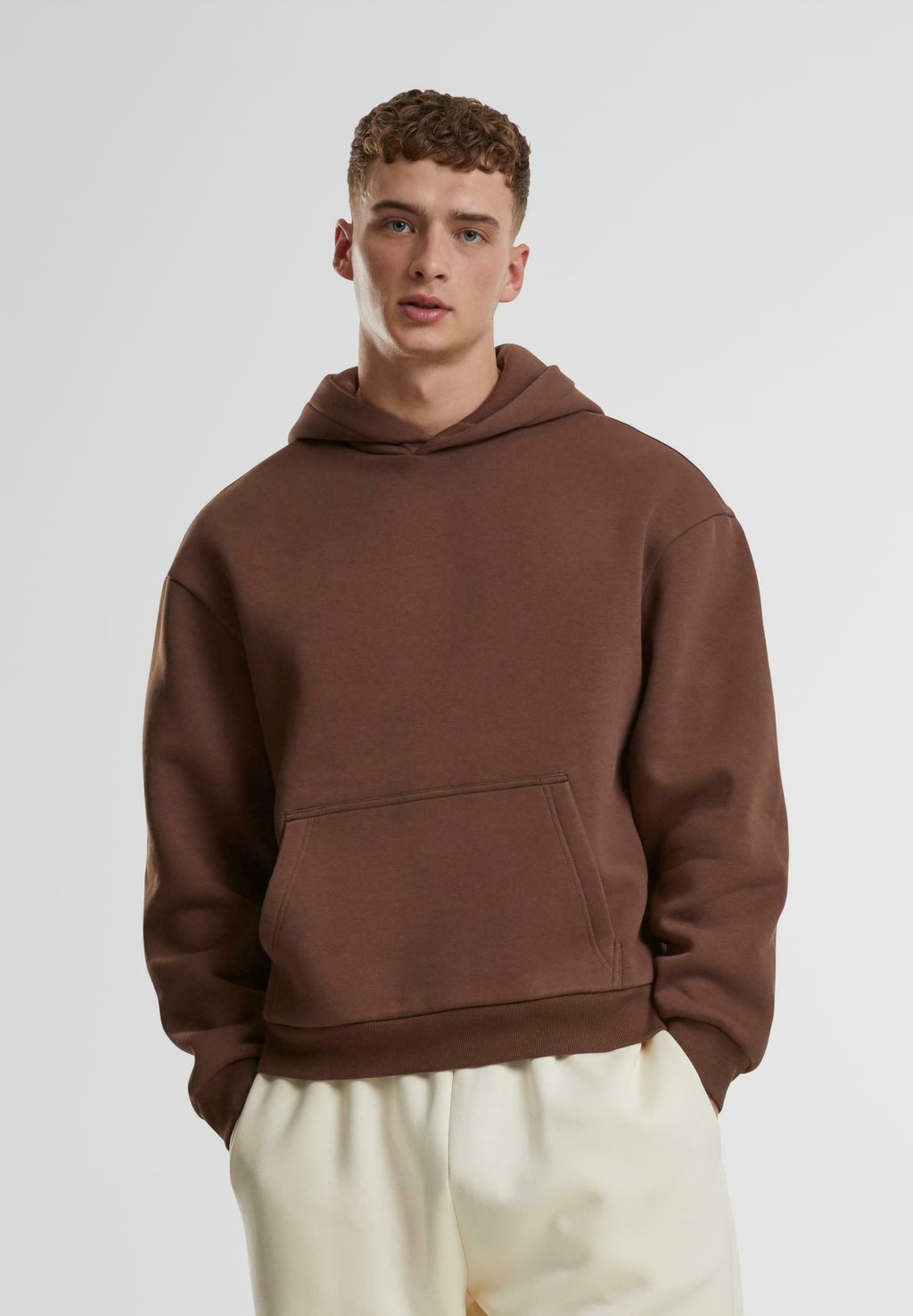 Толстовка с капюшоном Urban Classics, коричневый
Толстовка с капюшоном Urban Classics, коричневый