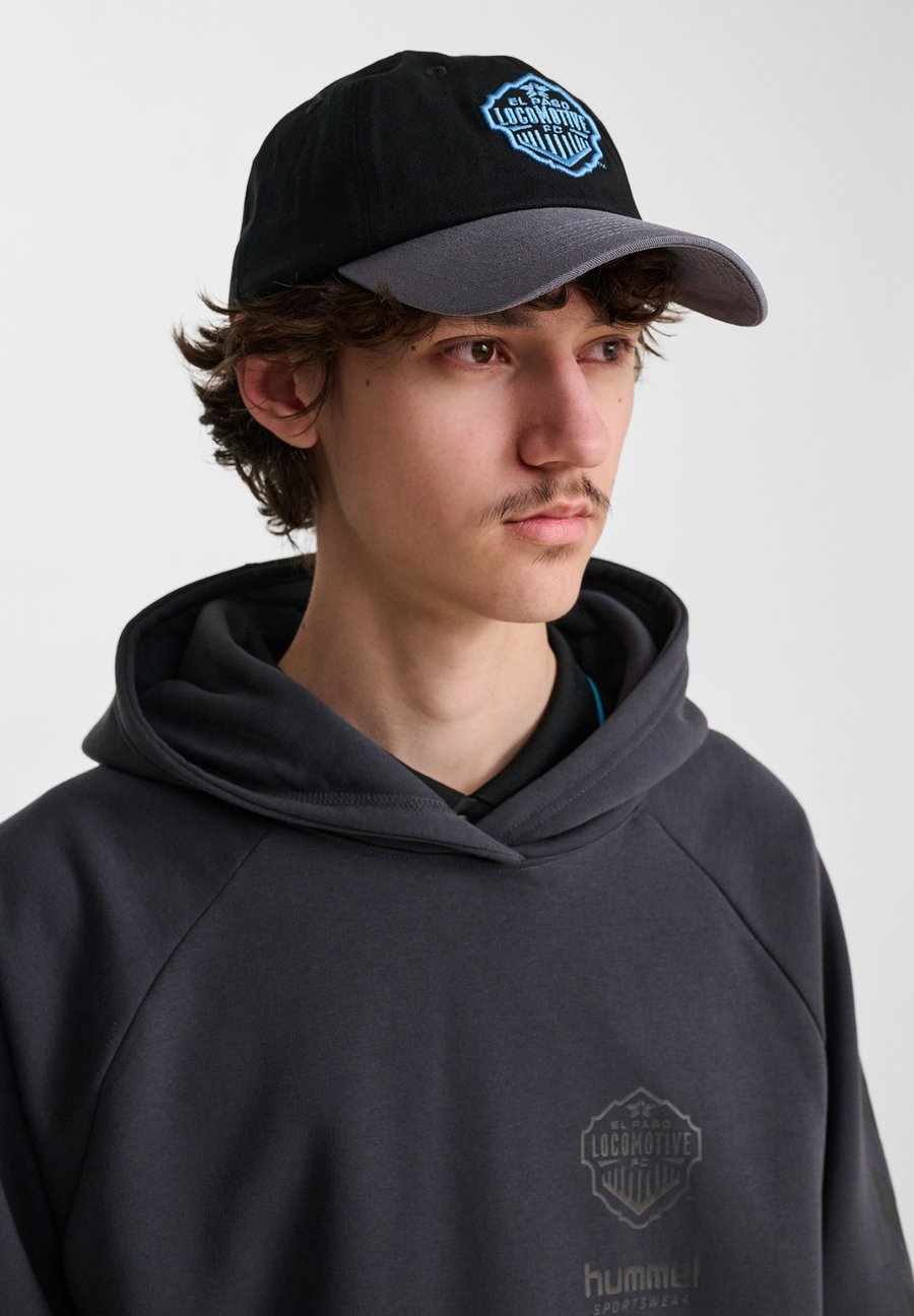 Бейсболка Hummel Cap, Black
Бейсболка Hummel Cap, Black