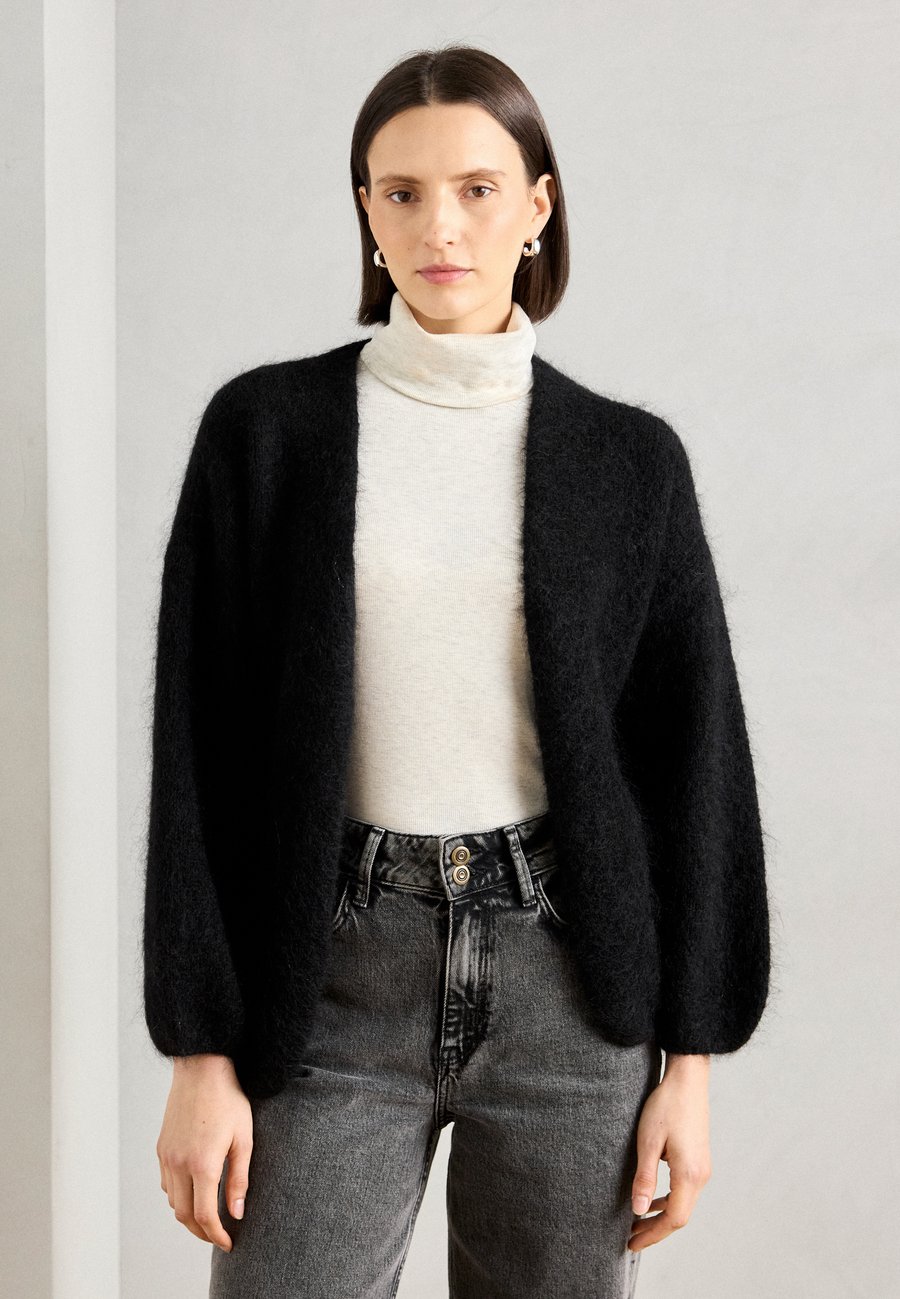 Кардиган Lindex CARDIGAN VANESSA , Black
Кардиган Lindex CARDIGAN VANESSA , Black