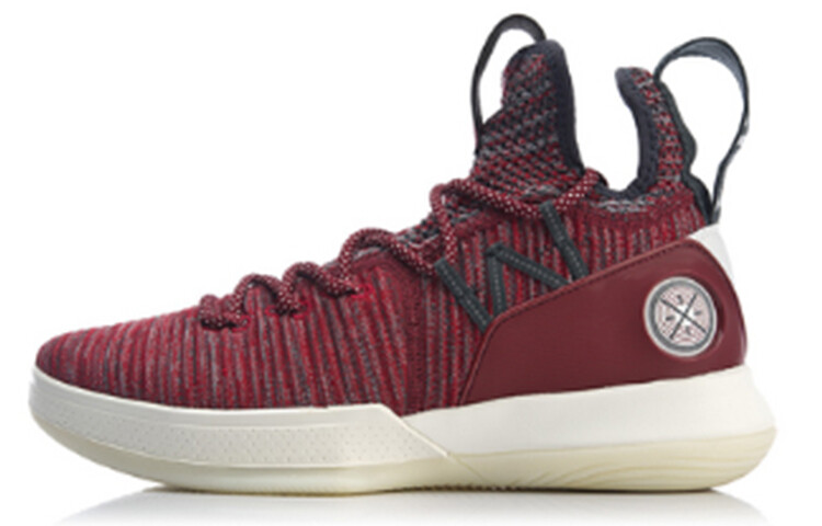 Баскетбольные кроссовки All In Team 6 для мужчин, средние, красные и белые Lining
Баскетбольные кроссовки All In Team 6 для мужчин, средние, красные и белые Lining