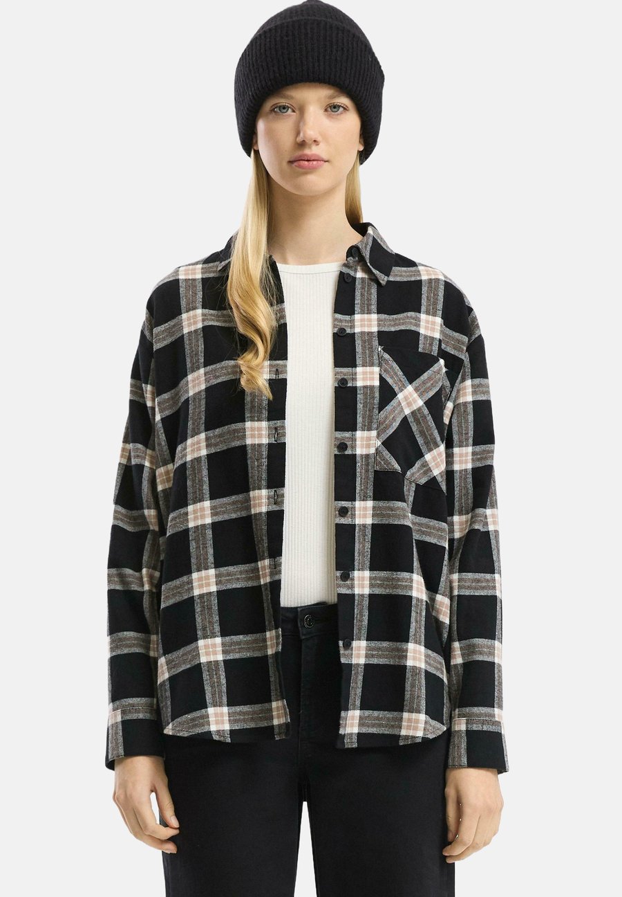 Блуза QS MIT KAROMUSTER, Schwarz/Black
Блуза QS MIT KAROMUSTER, Schwarz/Black