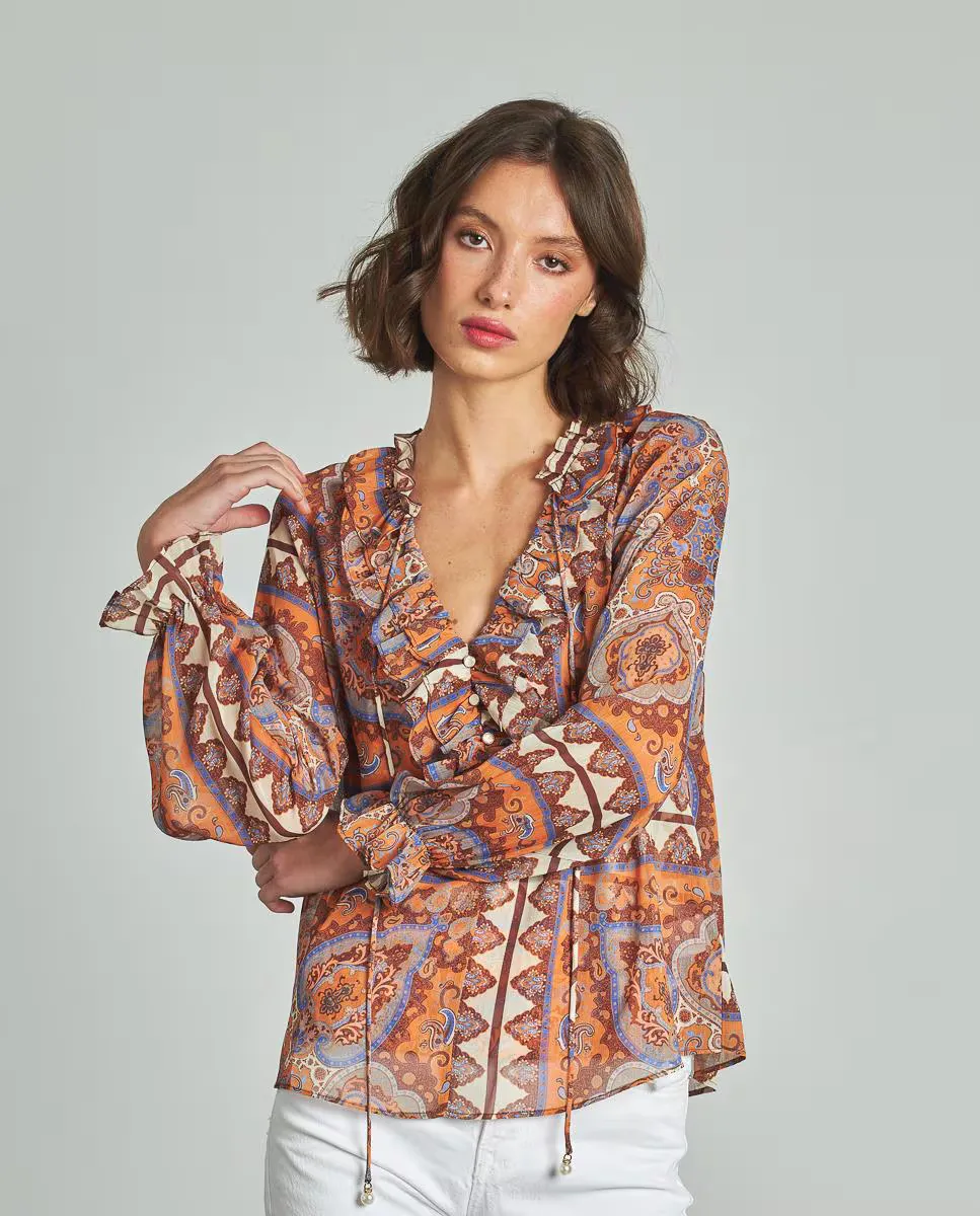 Струящаяся женская блузка с принтом, бантом на шее и оборками Alma en Pena, коричневый
Струящаяся женская блузка с принтом, бантом на шее и оборками Alma en Pena, коричневый