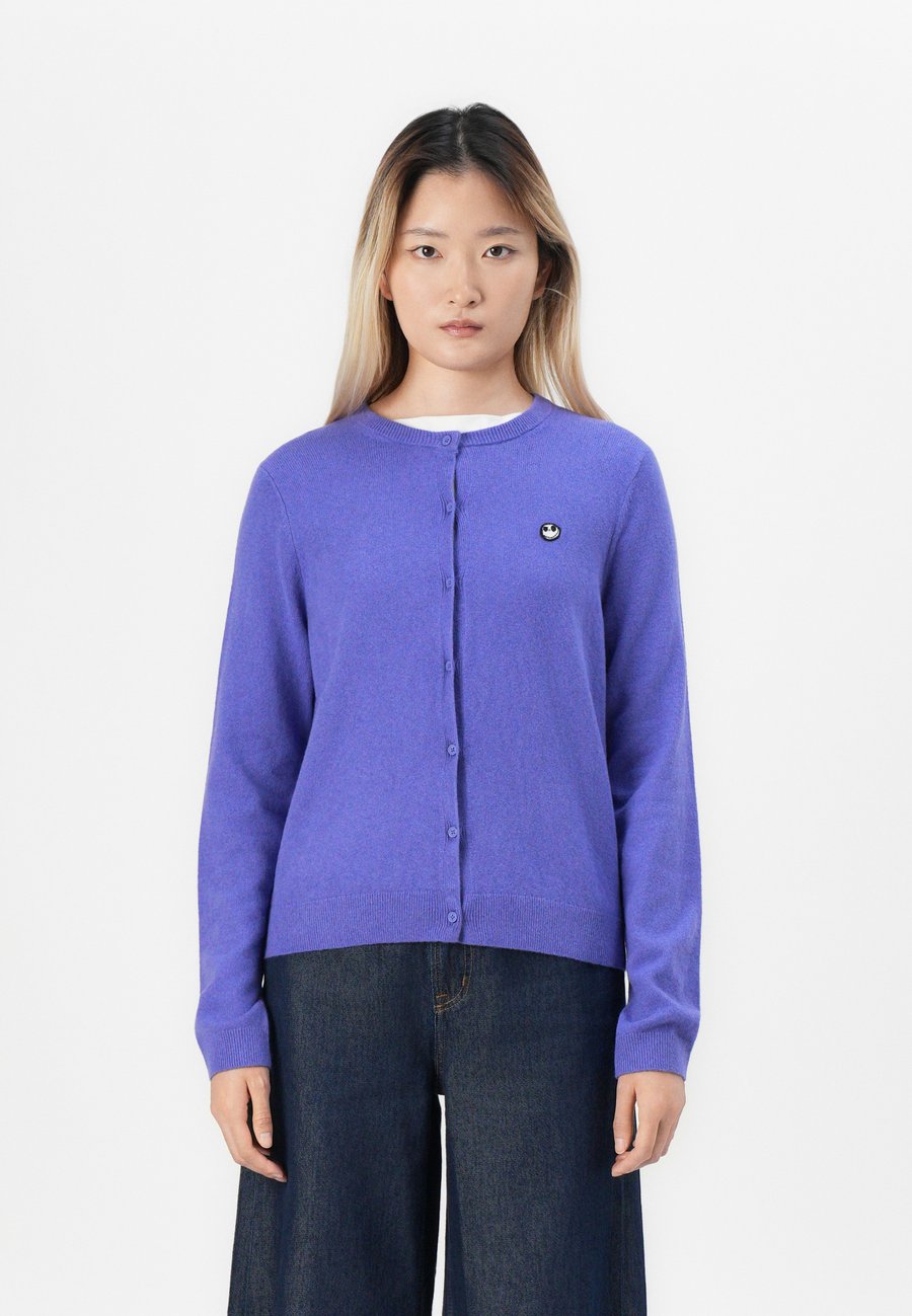 Кардиган GAP JACK LOGO CROPPED, Blue Iris/Lilac
Кардиган GAP JACK LOGO CROPPED, Blue Iris/Lilac
