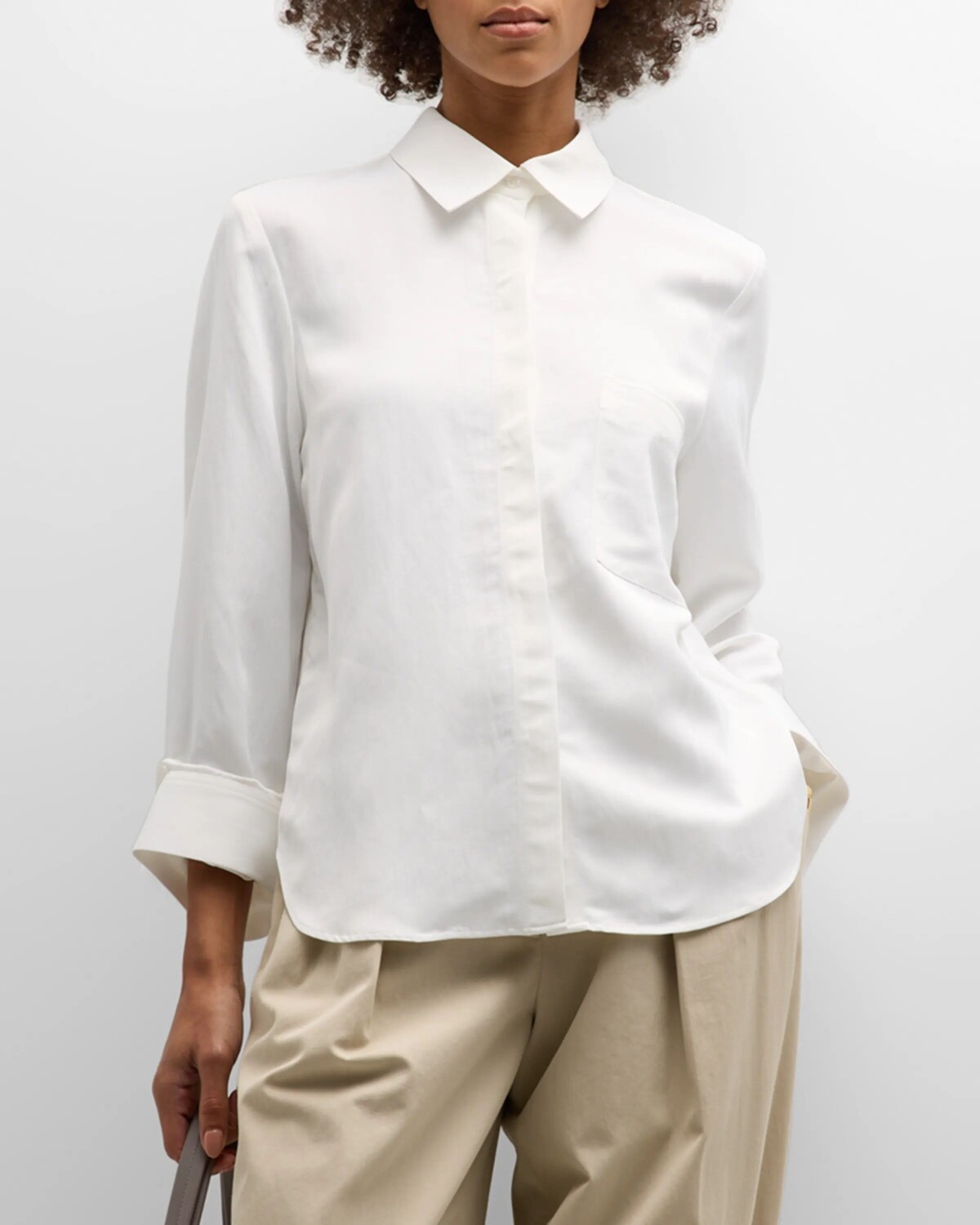 Хлопковая рубашка-бойфренд на пуговицах спереди TWP, цвет White
Хлопковая рубашка-бойфренд на пуговицах спереди TWP, цвет White
