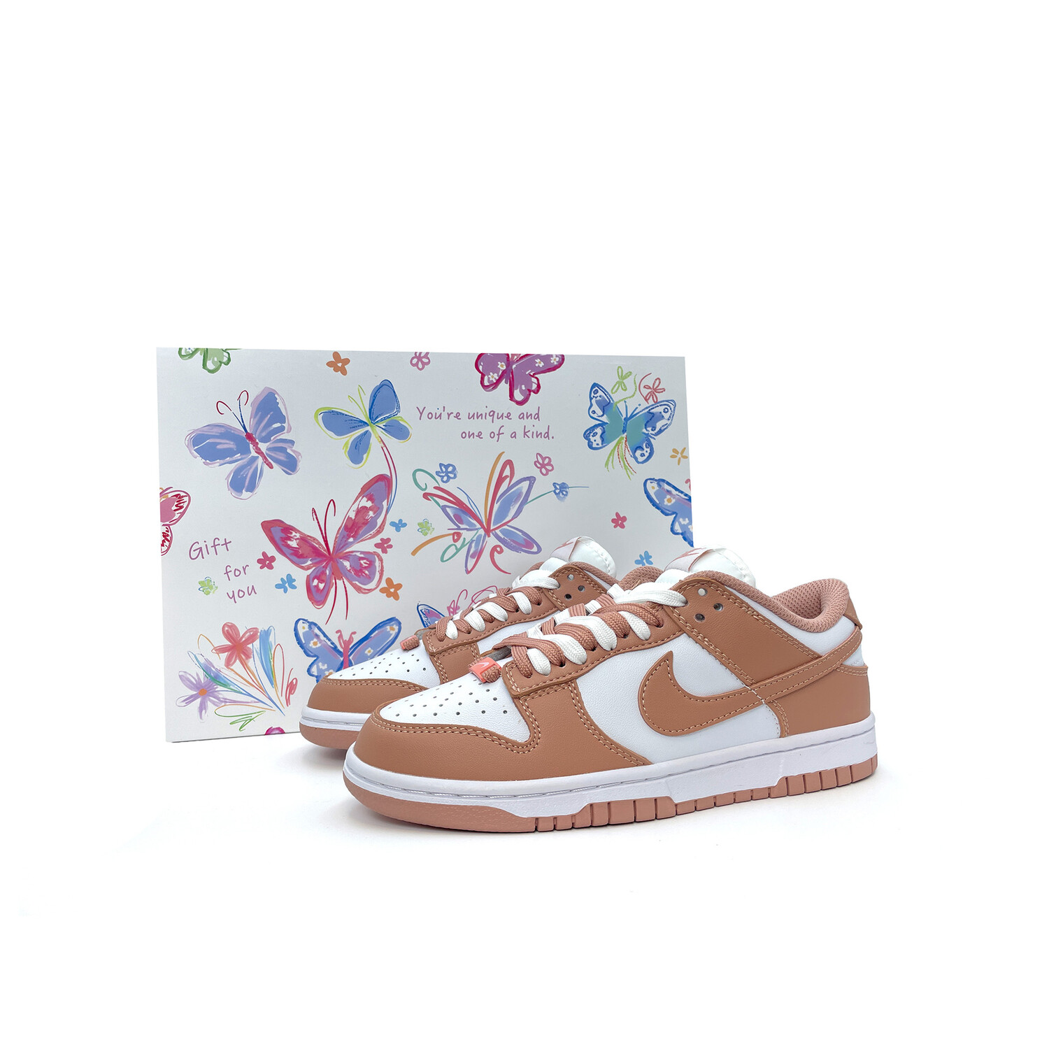 Кроссовки для скейтбординга Dunk женские с низким верхом розово-белый Nike
Кроссовки для скейтбординга Dunk женские с низким верхом розово-белый Nike