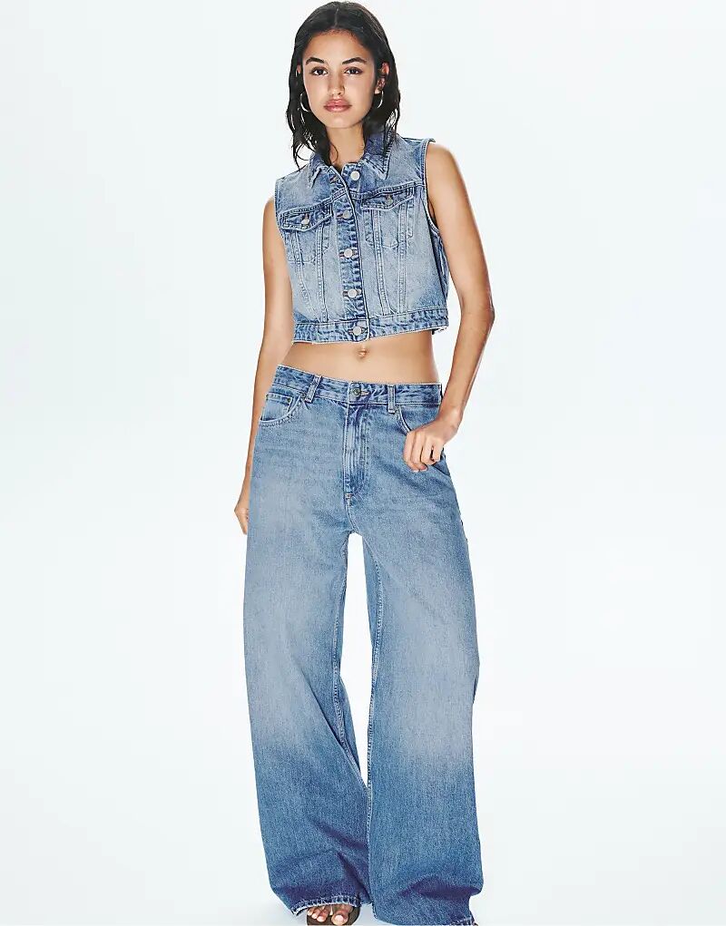 Джинсы-мешковатые Pull&Bear средней посадки, средне-синего цвета
Джинсы-мешковатые Pull&Bear средней посадки, средне-синего цвета