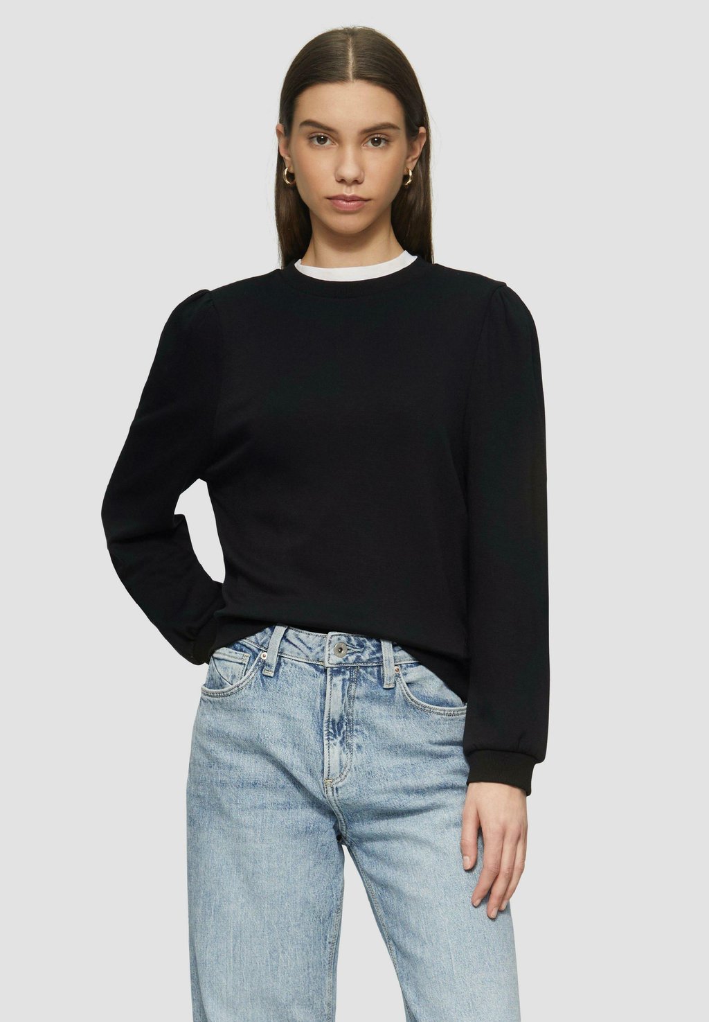 Толстовка MET POFMOUWEN QS, черный
Толстовка MET POFMOUWEN QS, черный