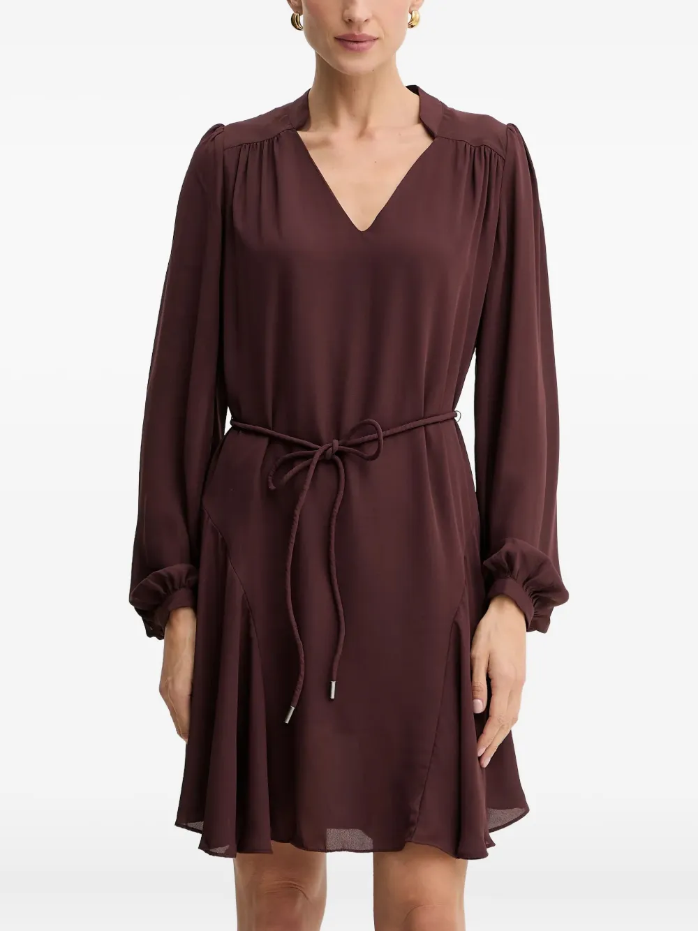 Мини-платье с воланами и V-образным вырезом Guess Usa, коричневый
Мини-платье с воланами и V-образным вырезом Guess Usa, коричневый