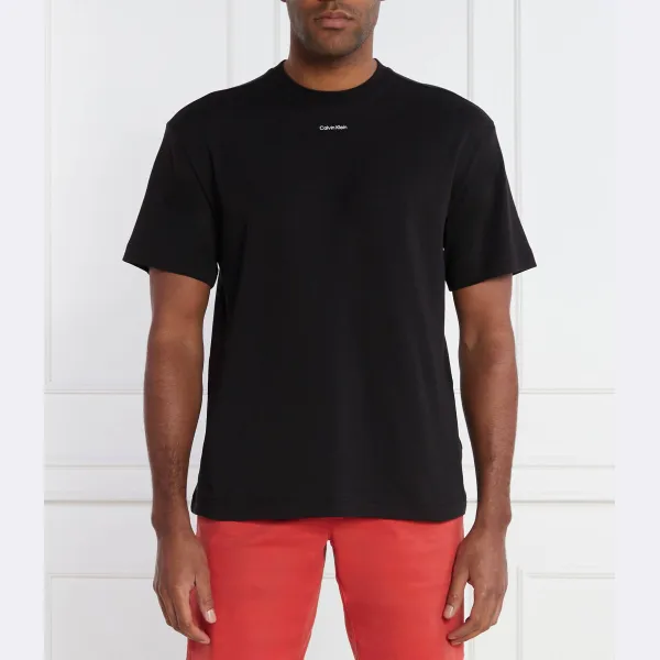 Удобная футболка Calvin Klein, черный
Удобная футболка Calvin Klein, черный