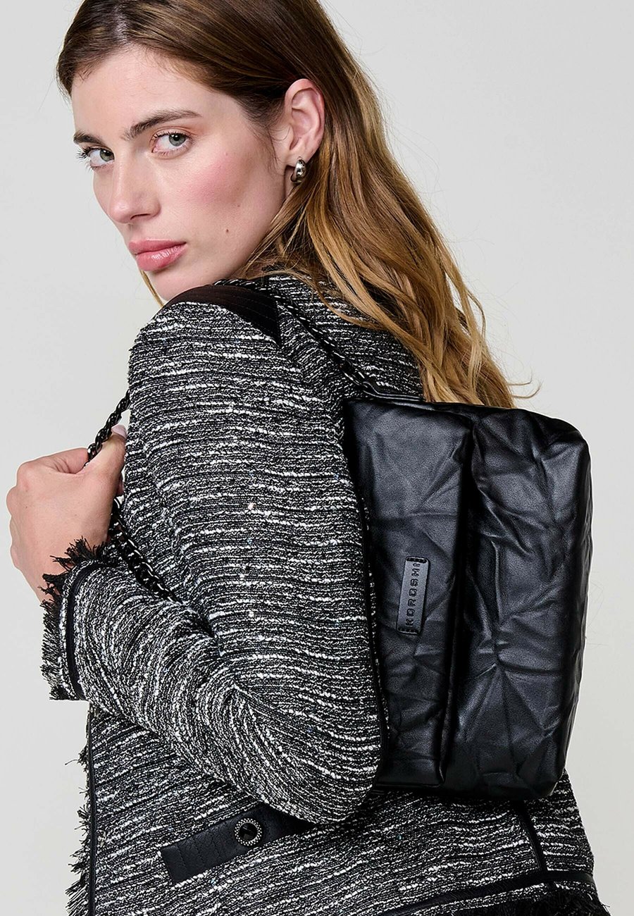 Сумка Koroshi Handbag, Black
Сумка Koroshi Handbag, Black