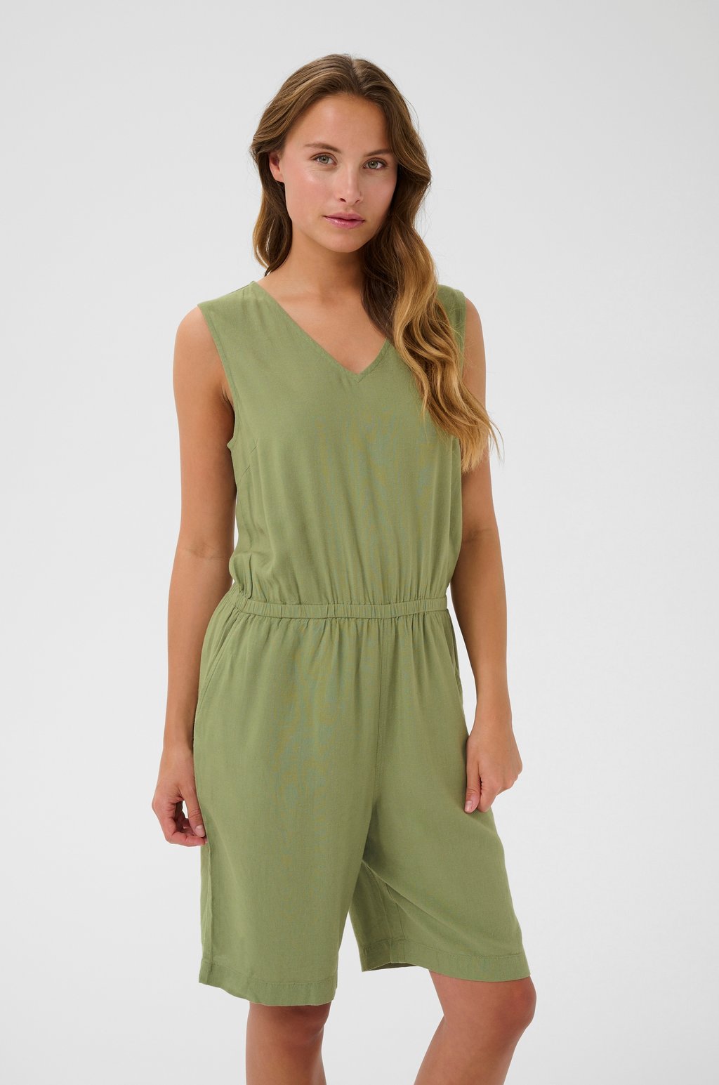 Комбинезон KAMILIA Kaffe, зеленый
Комбинезон KAMILIA Kaffe, зеленый