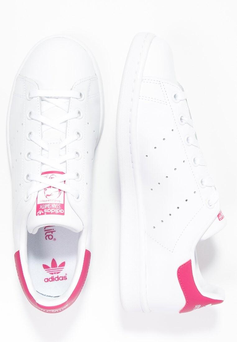 Кроссовки STAN SMITH adidas, белый
Кроссовки STAN SMITH adidas, белый
