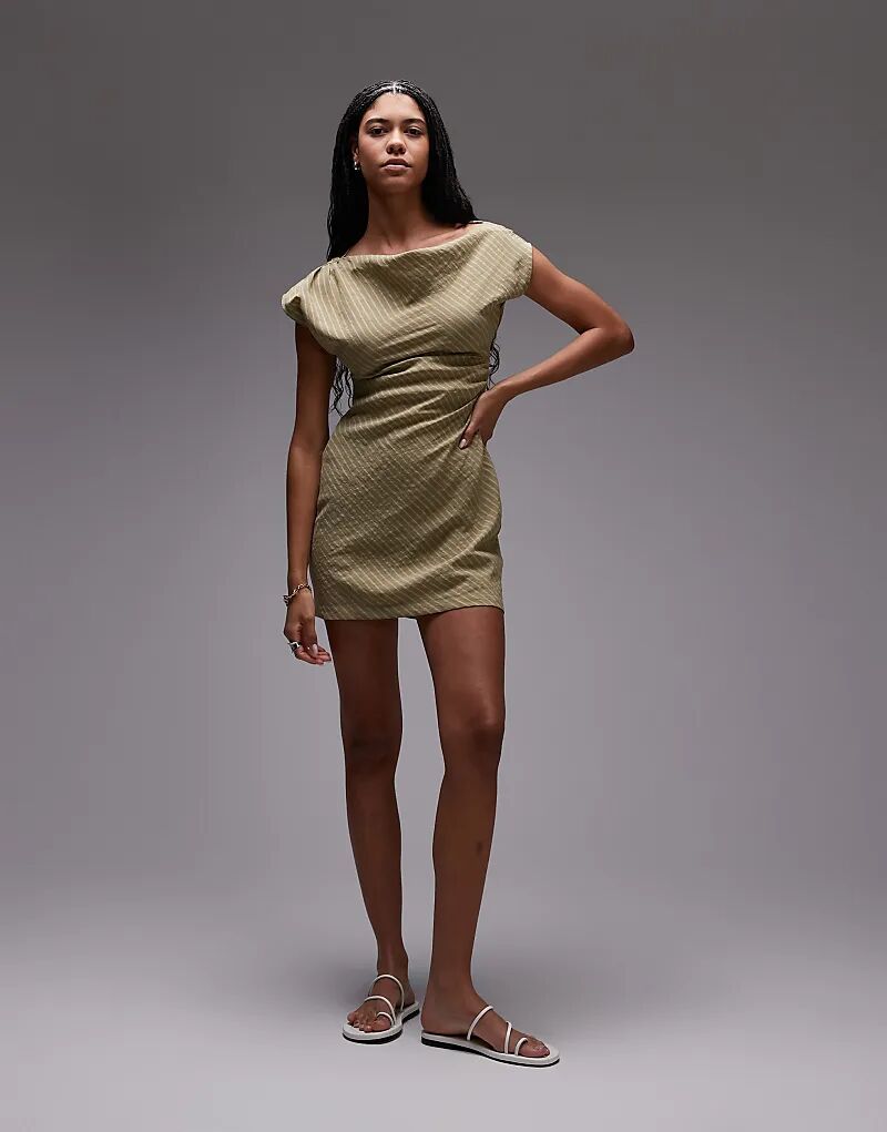 Мини-платье Topshop с завышенной талией и воротником в зеленую полоску
Мини-платье Topshop с завышенной талией и воротником в зеленую полоску