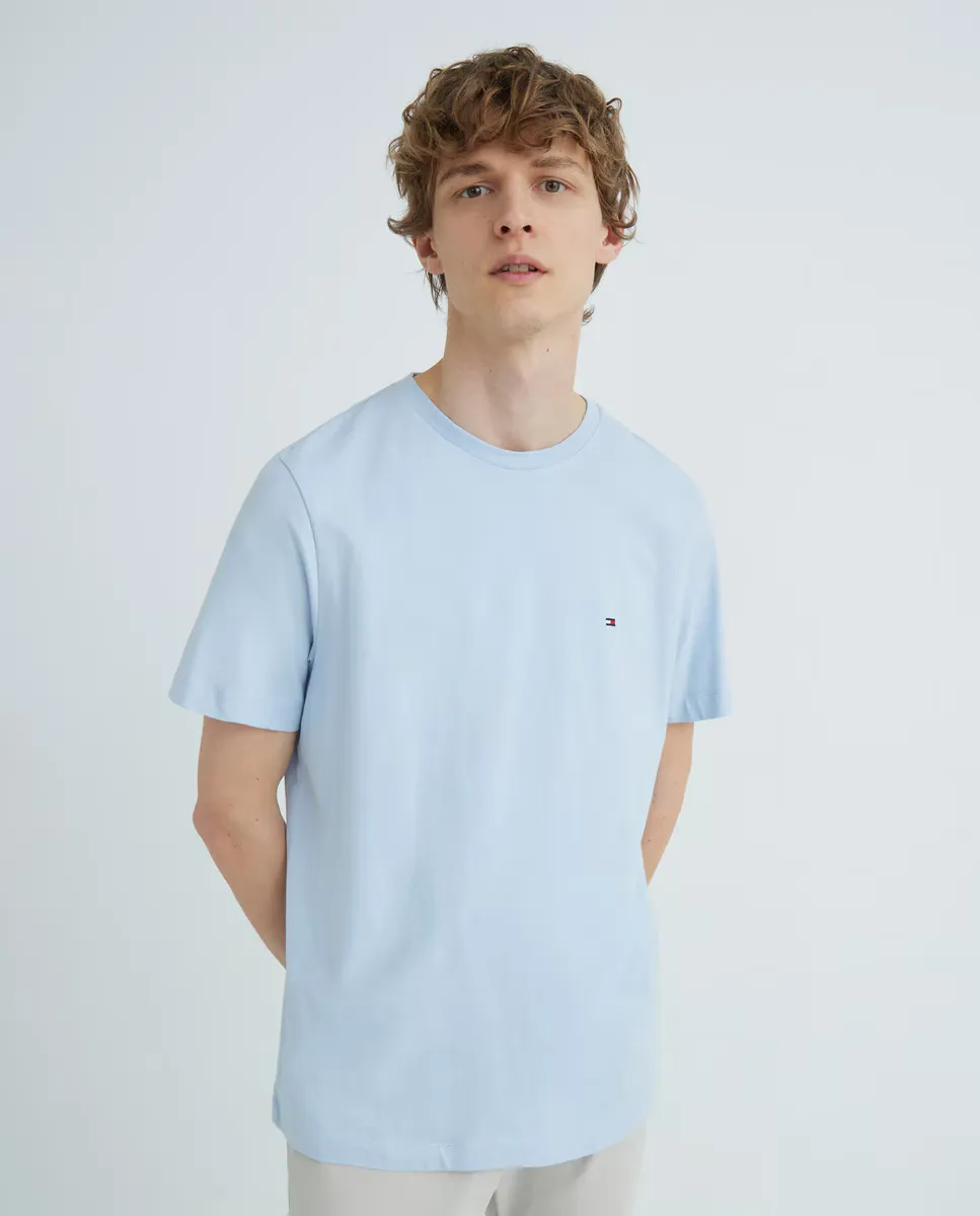 Мужская футболка прямого кроя с короткими рукавами и вышитым флагом Tommy Hilfiger, светло-голубой
Мужская футболка прямого кроя с короткими рукавами и вышитым флагом Tommy Hilfiger, светло-голубой