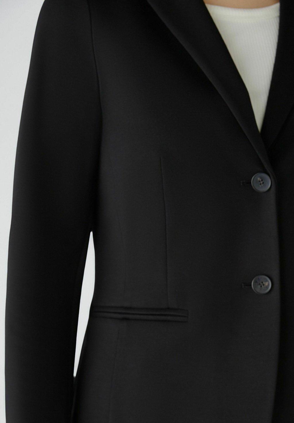 Блейзер CLOYEE Oui, черный
Блейзер CLOYEE Oui, черный