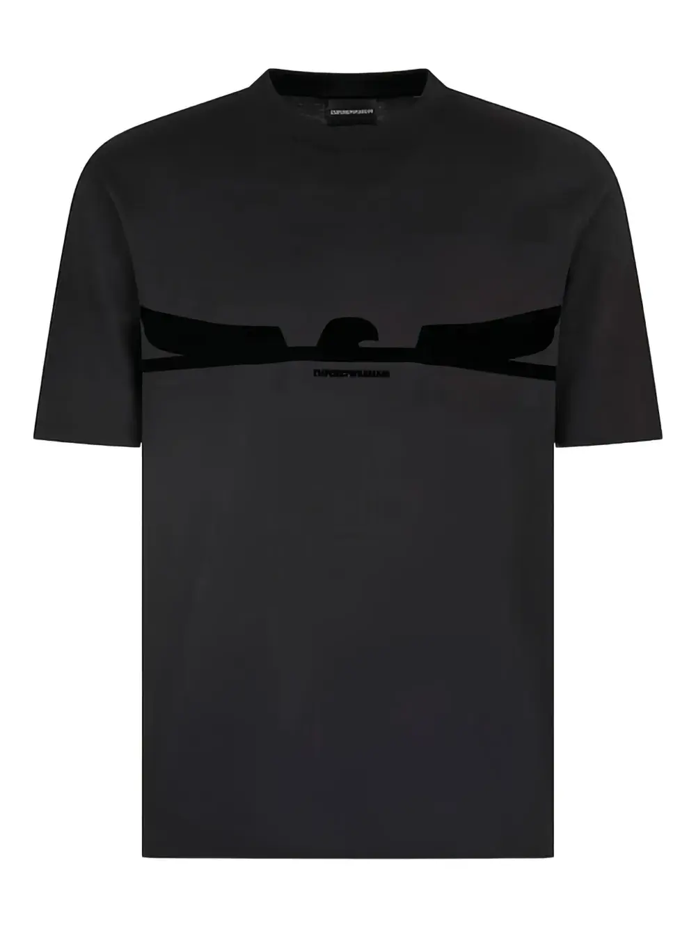 Футболка с бархатной вставкой и эмблемой орла EMPORIO ARMANI, черный
Футболка с бархатной вставкой и эмблемой орла EMPORIO ARMANI, черный