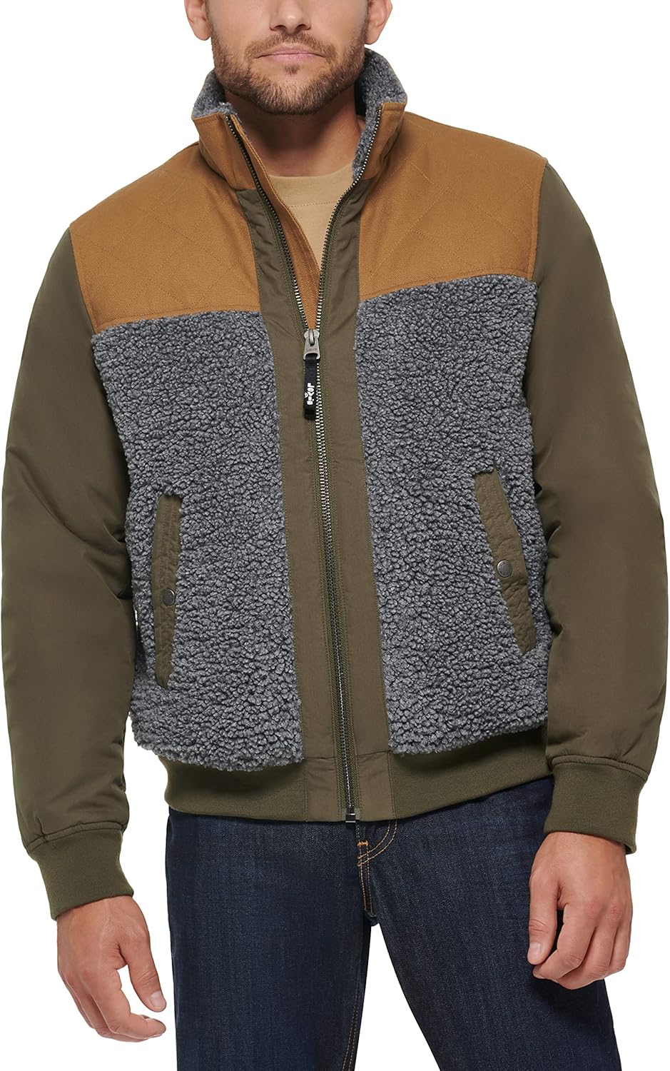 Мужская куртка Levi's из стеганого шерпа смешанной техники с воротником-стойкой, Olive
Мужская куртка Levi's из стеганого шерпа смешанной техники с воротником-стойкой, Olive