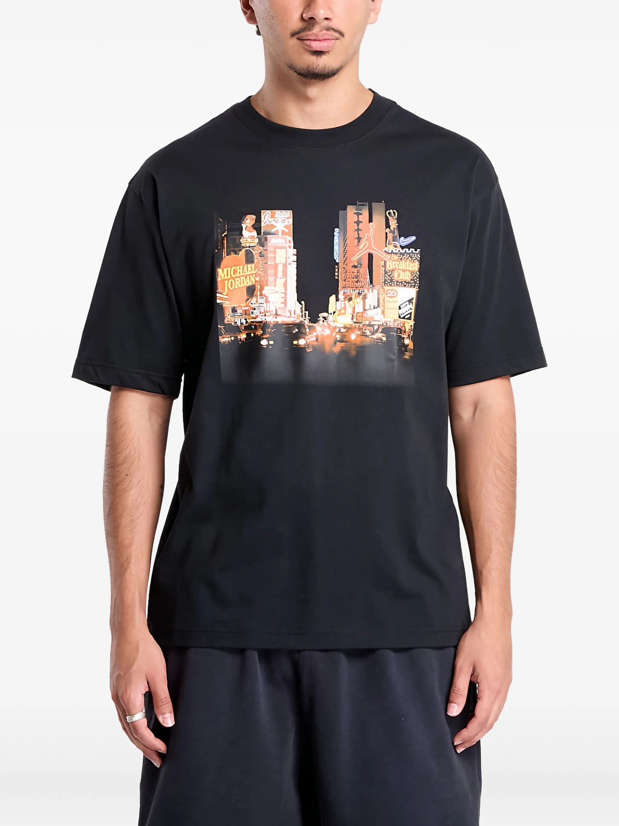 Футболка с графичным принтом Jordan, черный
Футболка с графичным принтом Jordan, черный