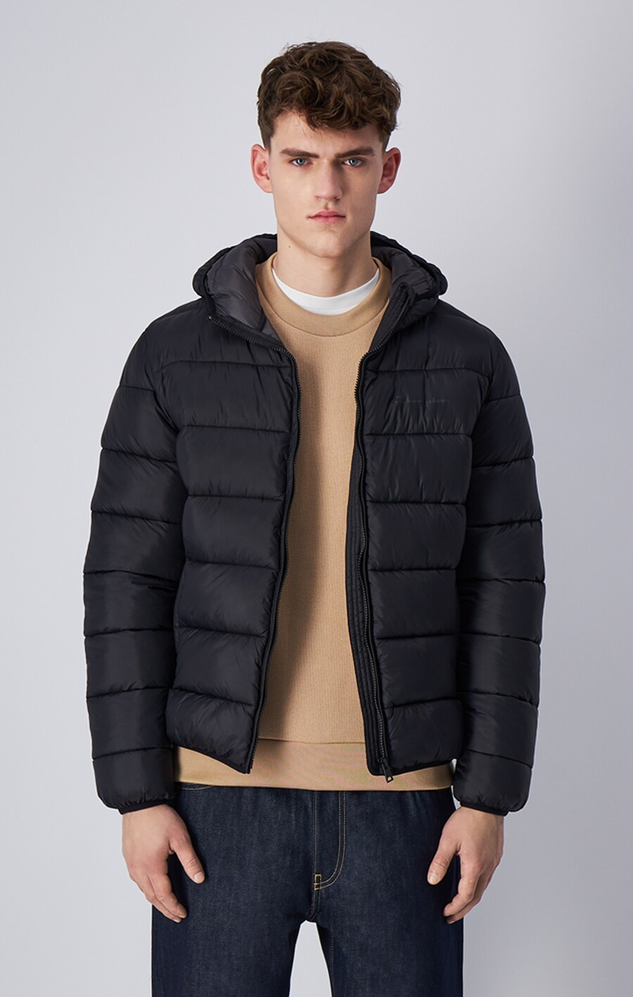 Всесезонная куртка Champion Authentic Athletic Apparel Between-Season Jacket, черный
Всесезонная куртка Champion Authentic Athletic Apparel Between-Season Jacket, черный