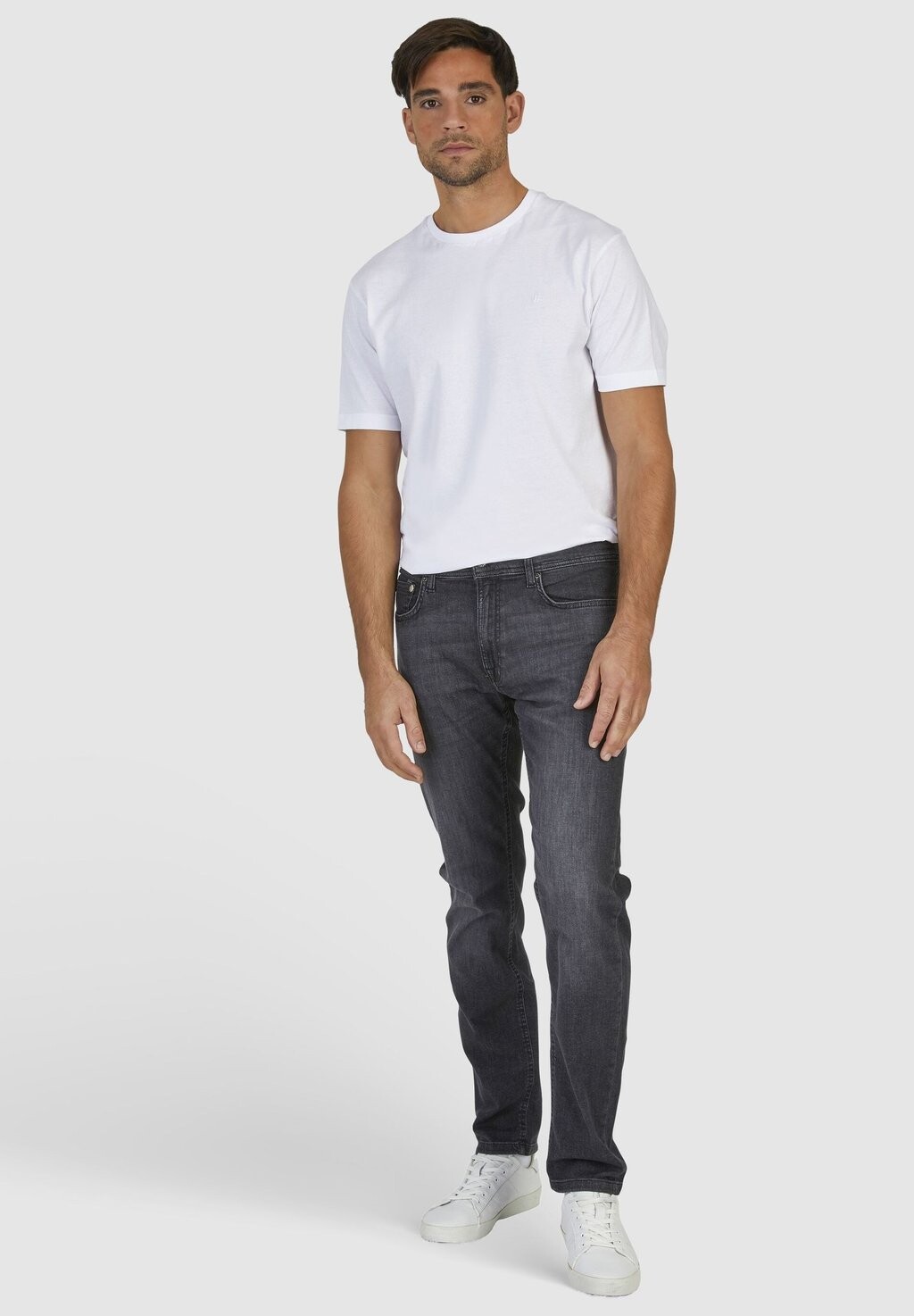 Джинсы облегающего кроя Hechter Paris, серый
Джинсы облегающего кроя Hechter Paris, серый