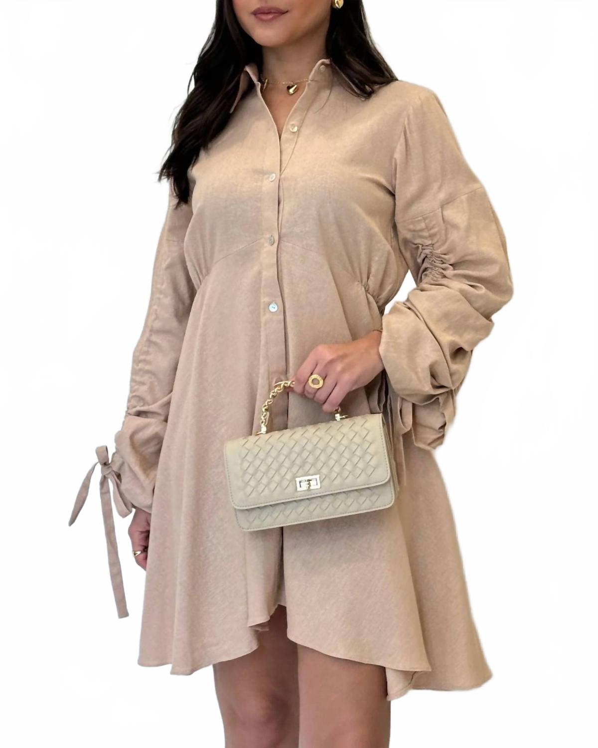 Платье Leila из льна в светло-бежевом цвете Bahia Maria Swimwear
Платье Leila из льна в светло-бежевом цвете Bahia Maria Swimwear