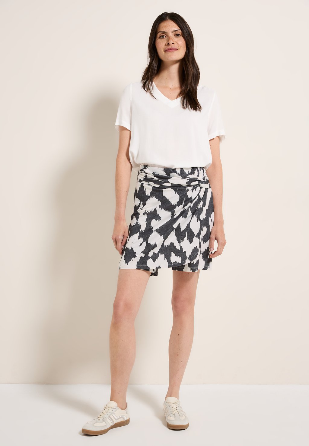 Юбка с запахом WICKELOPTIK Cecil, серый
Юбка с запахом WICKELOPTIK Cecil, серый