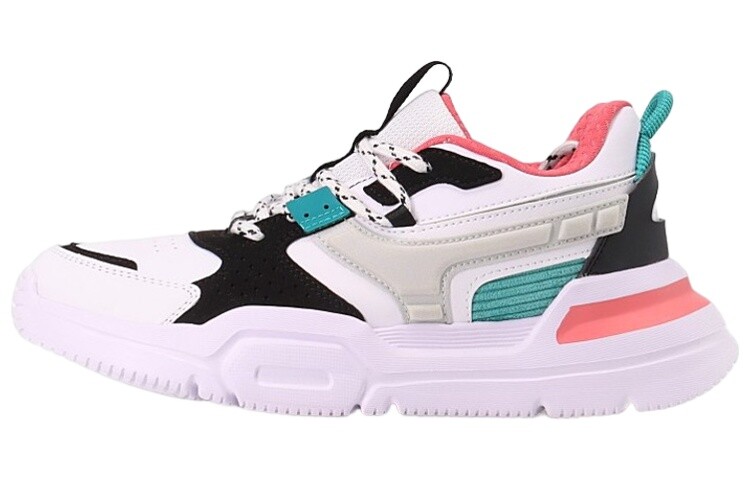 Кроссовки женские с низким верхом белые/синие/розовые Lining
Кроссовки женские с низким верхом белые/синие/розовые Lining