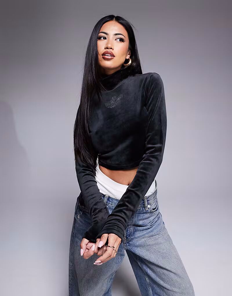 Длинный топ Adidas Originals с высоким воротом и стразовым трилистником
Длинный топ Adidas Originals с высоким воротом и стразовым трилистником