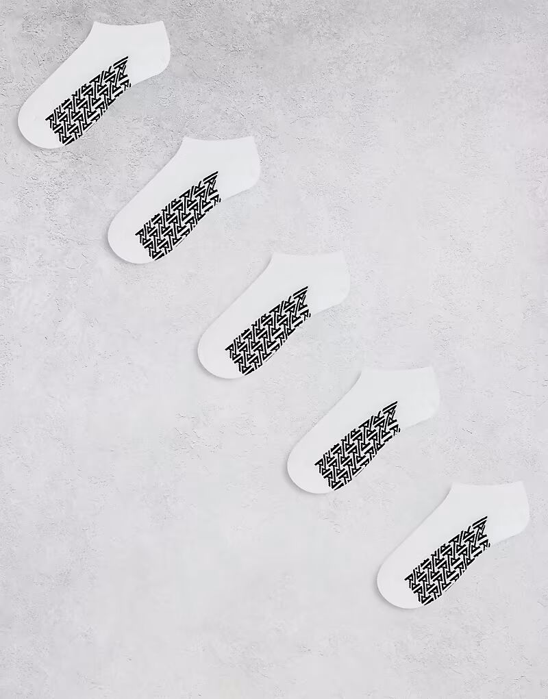 Комплект из 5 пар спортивных носков River Island с монограммой в рубчик белого цвета
Комплект из 5 пар спортивных носков River Island с монограммой в рубчик белого цвета